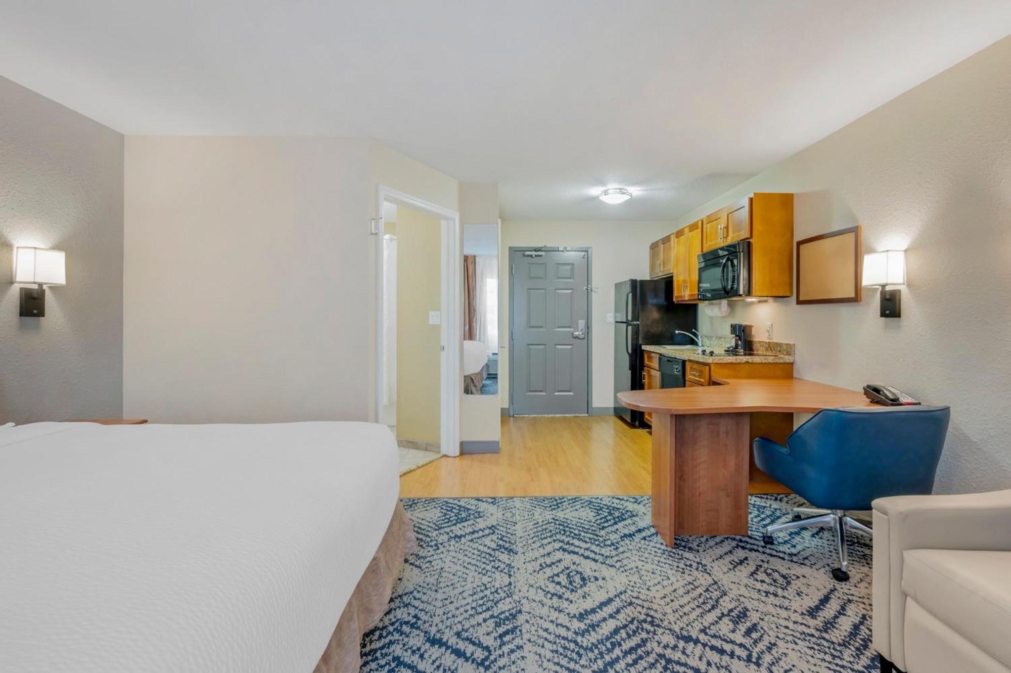 Candlewood Suites Indianapolis East By Ihg Exterior foto