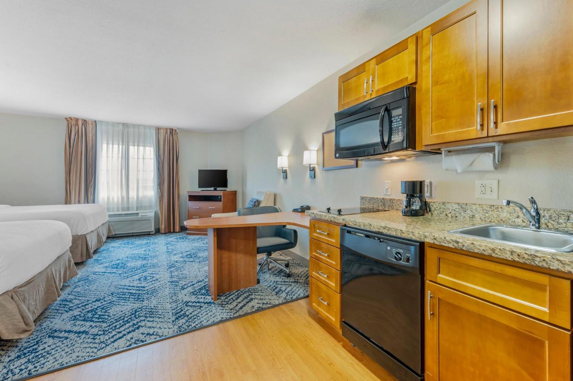 Candlewood Suites Indianapolis East By Ihg Exterior foto